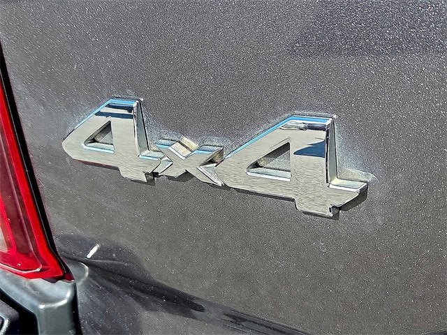 2021 Toyota Tacoma SR V6