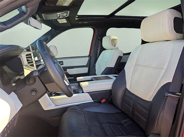 2023 Toyota Tundra Hybrid Capstone