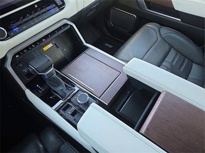 2023 Toyota Tundra Hybrid Capstone