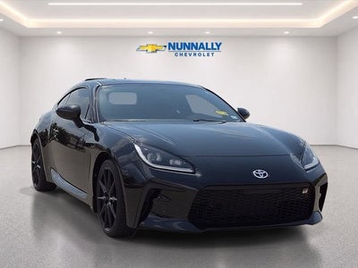 2025 Toyota GR86 Premium