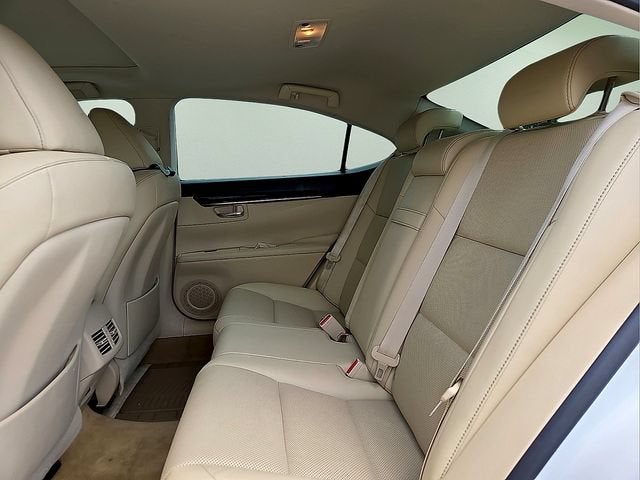 2015 Lexus ES 350 Crafted Line