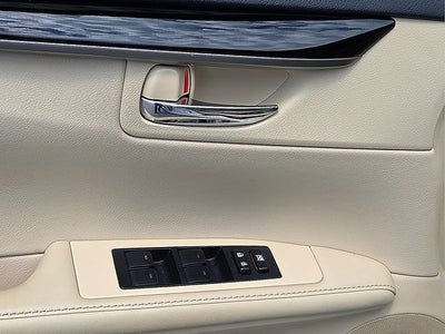 2015 Lexus ES 350 Crafted Line
