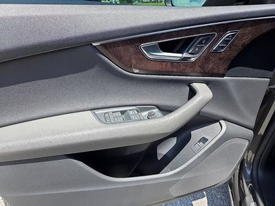 2020 Audi Q8 Premium 55 TFSI quattro Tiptronic
