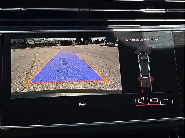 2020 Audi Q8 Premium 55 TFSI quattro Tiptronic